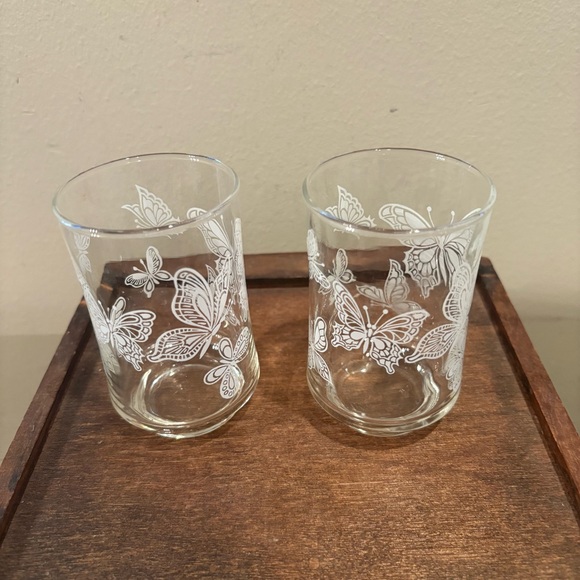 Two VTG Libbey Etched White Butterfly Juice Glasses - Picture 4 of 6